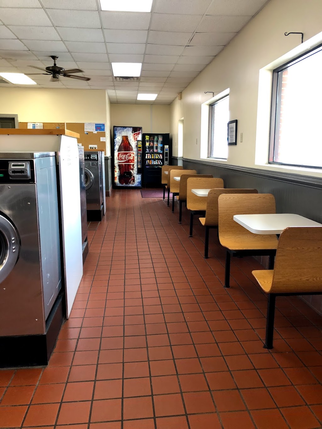 Gloucester U-Do-It Laundry | 6784 Main St, Gloucester, VA 23061, USA | Phone: (804) 693-7857