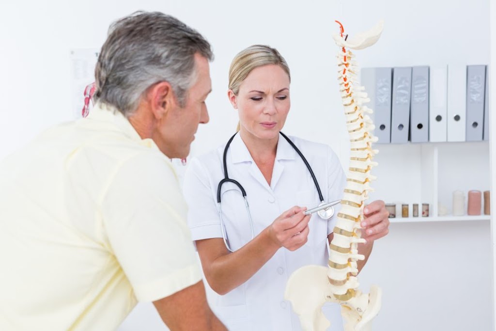 Riegleman Chiropractic | 100 E Commerce Blvd, Slinger, WI 53086, USA | Phone: (262) 644-8488