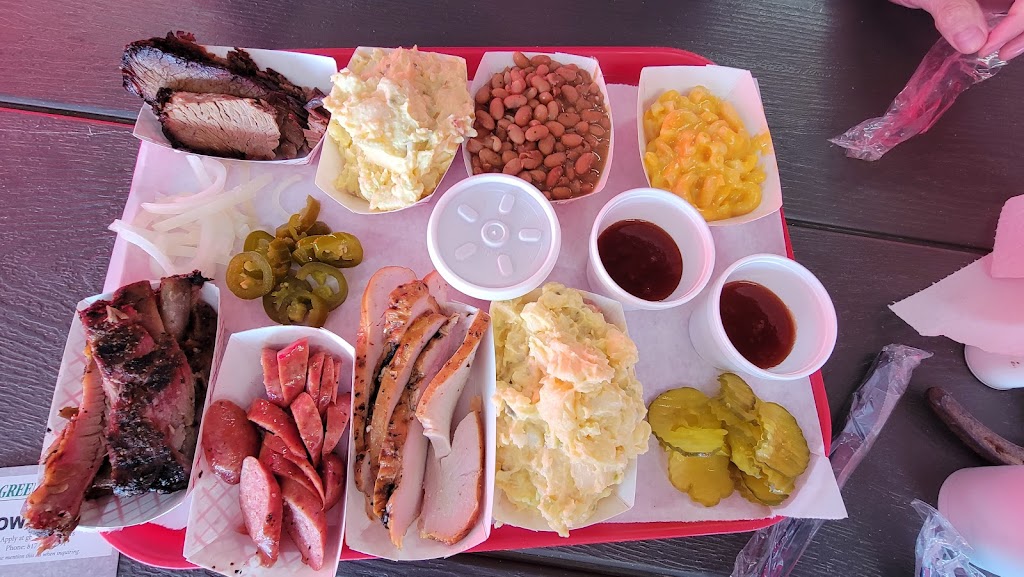 Masseys BBQ | 201 N Pkwy Dr, Alvarado, TX 76009, USA | Phone: (817) 402-5255