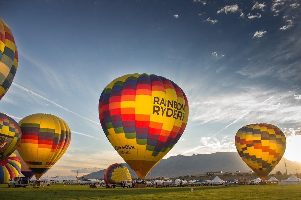 Rainbow Ryders Hot Air Balloon Co. | 5601 Eagle Rock Ave NE, Albuquerque, NM 87113 | Phone: (505) 823-1111