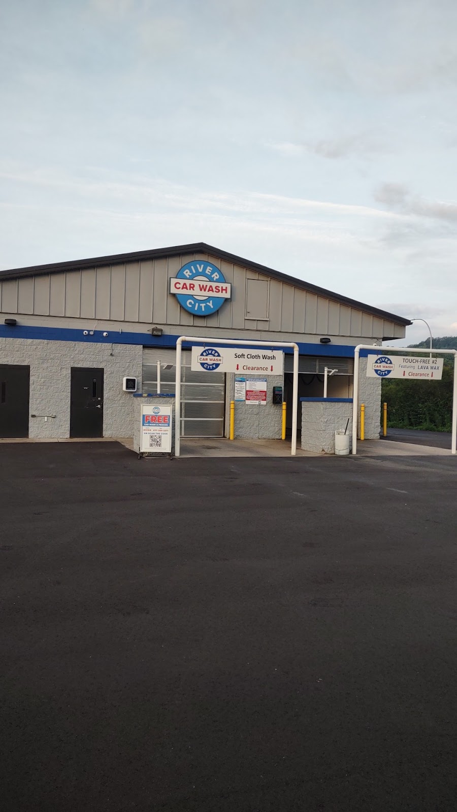 River City Car Wash | 3380 N Service Dr, Red Wing, MN 55066, USA | Phone: (507) 722-0249