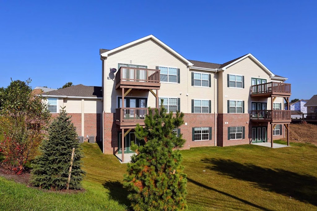 Sanctuary Grove Luxury Apartments | 2381 Applegrove St NW, North Canton, OH 44720, USA | Phone: (330) 966-1150