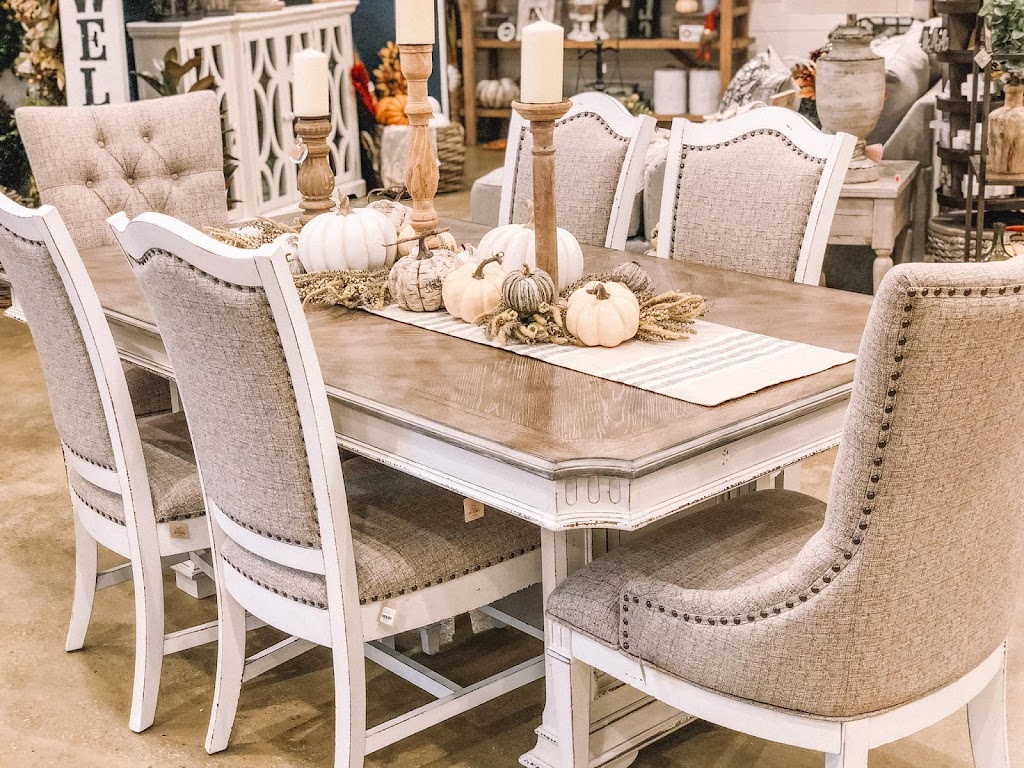 Chic & Shabby McDonough | 85 Claire Ct, McDonough, GA 30252, USA | Phone: (678) 834-5240