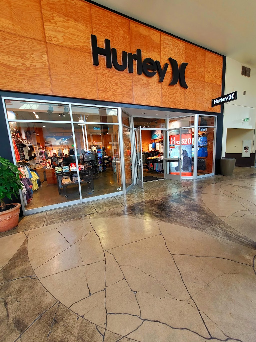 Hurley - Ontario Mills | 1 Mills Cir, Ontario, CA 91764 | Phone: (909) 941-0546