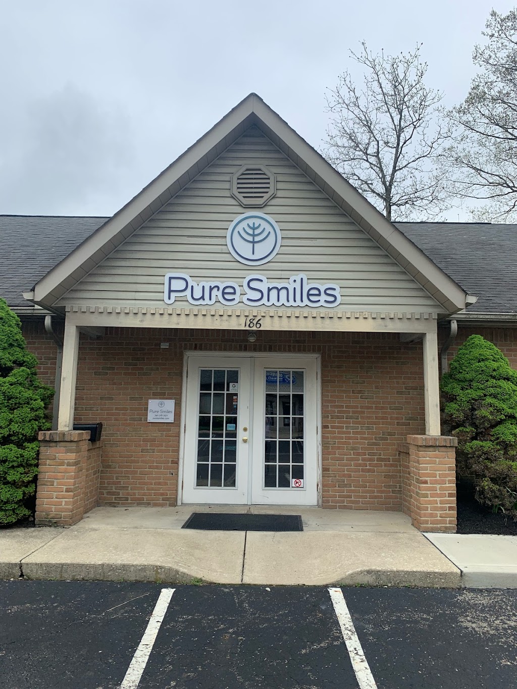 Pure Smiles - Pataskala | 186 E Broad St, Pataskala, OH 43062, USA | Phone: (740) 716-7971
