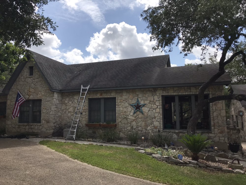 Roofs By Robert | 142 Adelaide Oaks, San Antonio, TX 78249, USA | Phone: (830) 928-8835