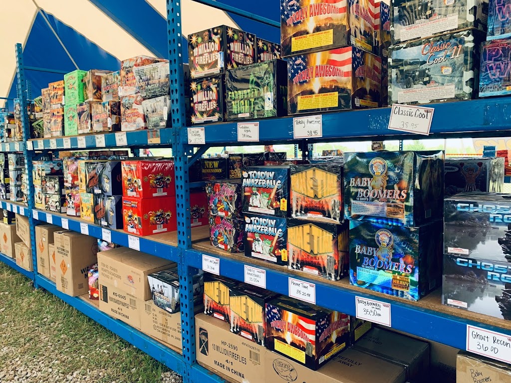 Eddies Fireworks | 22200 S Webster St, Spring Hill, KS 66083 | Phone: (913) 592-9212