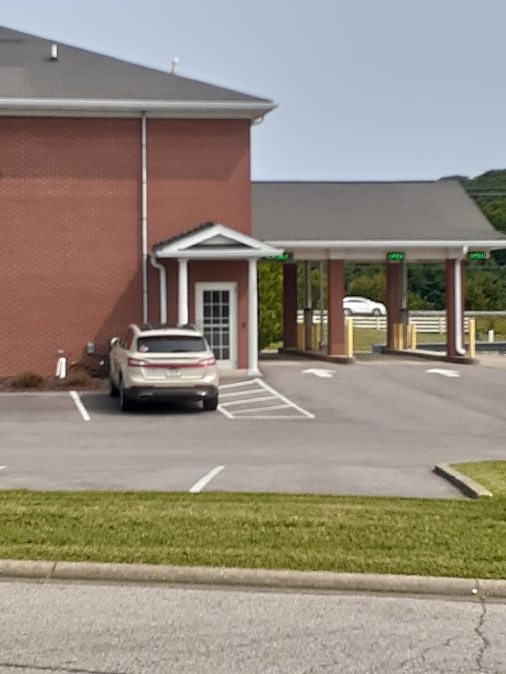 First Harrison Bank | 4609 Williamsburg Station Rd, Floyds Knobs, IN 47119, USA | Phone: (812) 923-0677