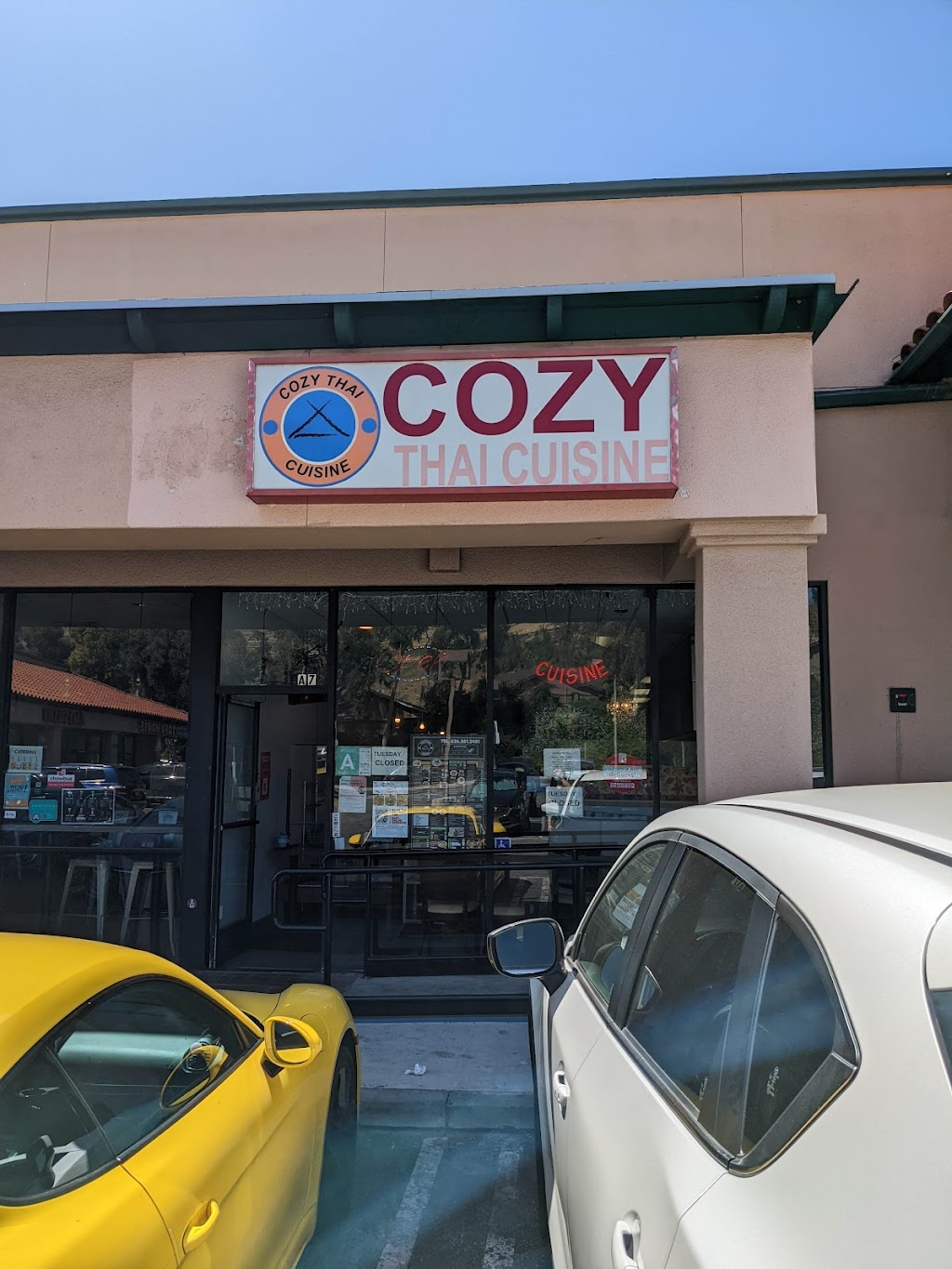 Cozy Thai Cuisine | 2550 Amar Rd Ste 7, West Covina, CA 91792 | Phone: (626) 581-2481