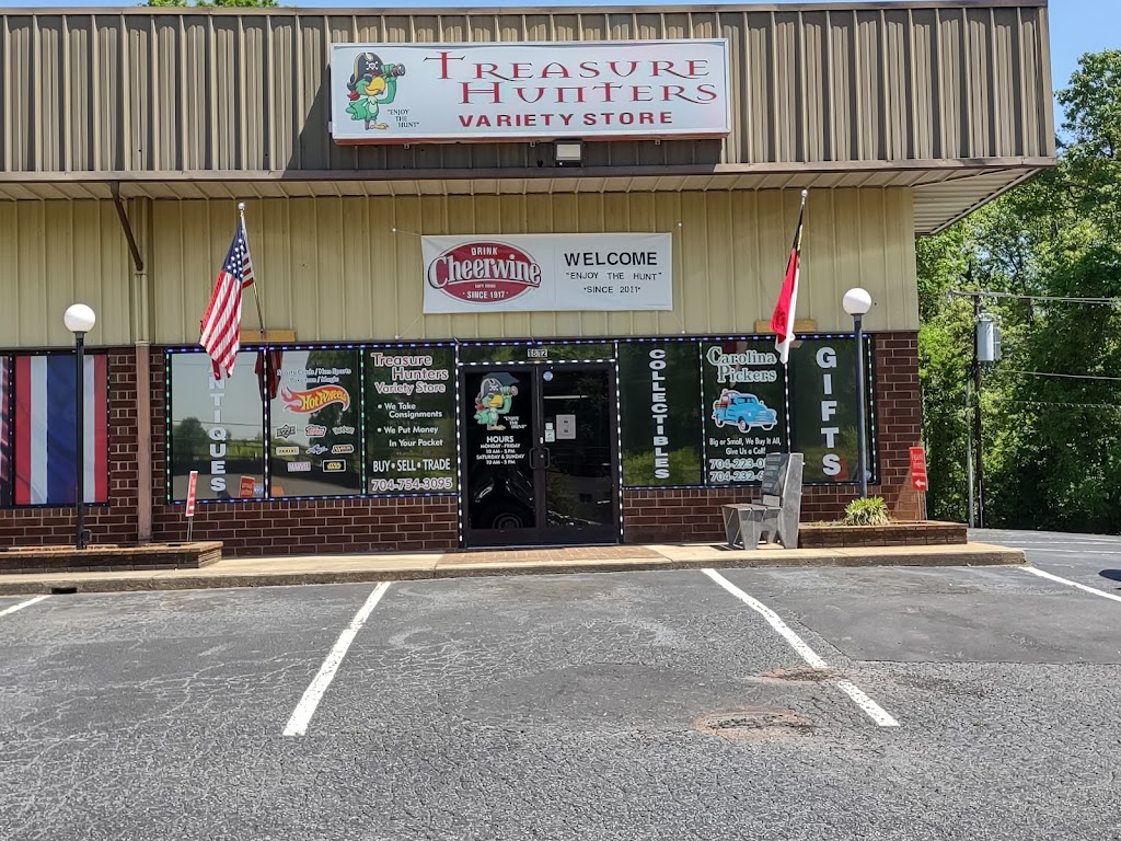 Treasure Hunters Variety Store | 1812 E Innes St, Salisbury, NC 28146, USA | Phone: (704) 754-3095