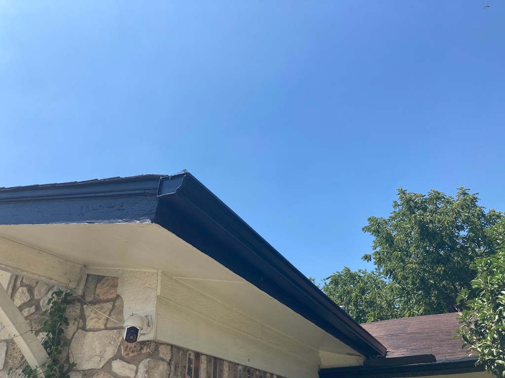 Frazier Roofs and Gutters | 208 Willis Ave, Arlington, TX 76010, USA | Phone: (817) 277-3131