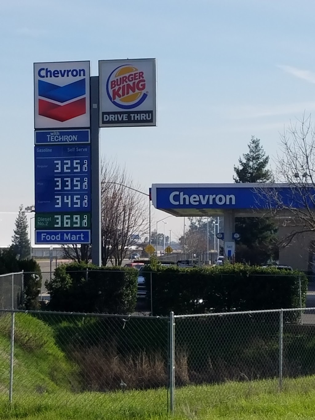 Chevron | 6001 N Golden State Blvd, Turlock, CA 95382, USA | Phone: (209) 634-8700