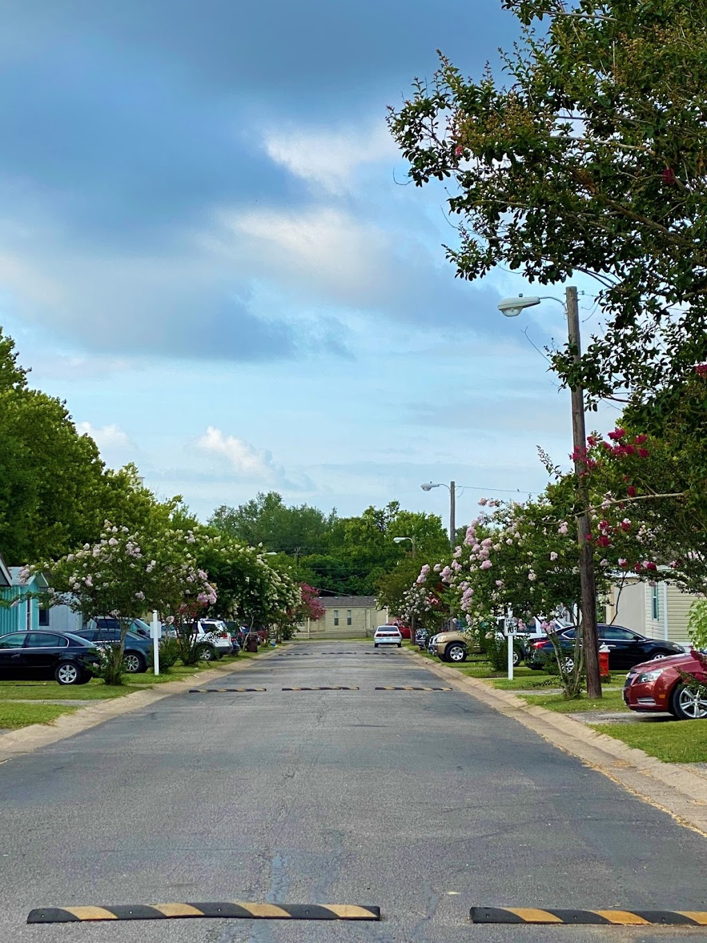 Live Oak & Silent Valley Mobile Home Park | 750 Silent Valley Rd #42, Lockhart, TX 78644, USA | Phone: (512) 376-5874