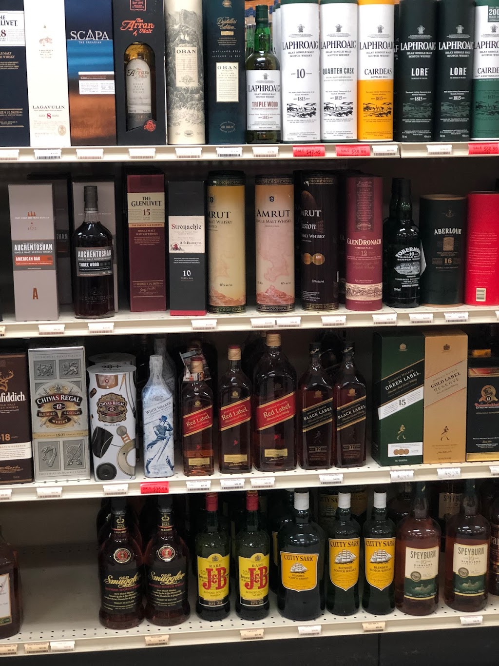 Waterford Liquors | 19905 MN-7, Excelsior, MN 55331, USA | Phone: (952) 474-4709