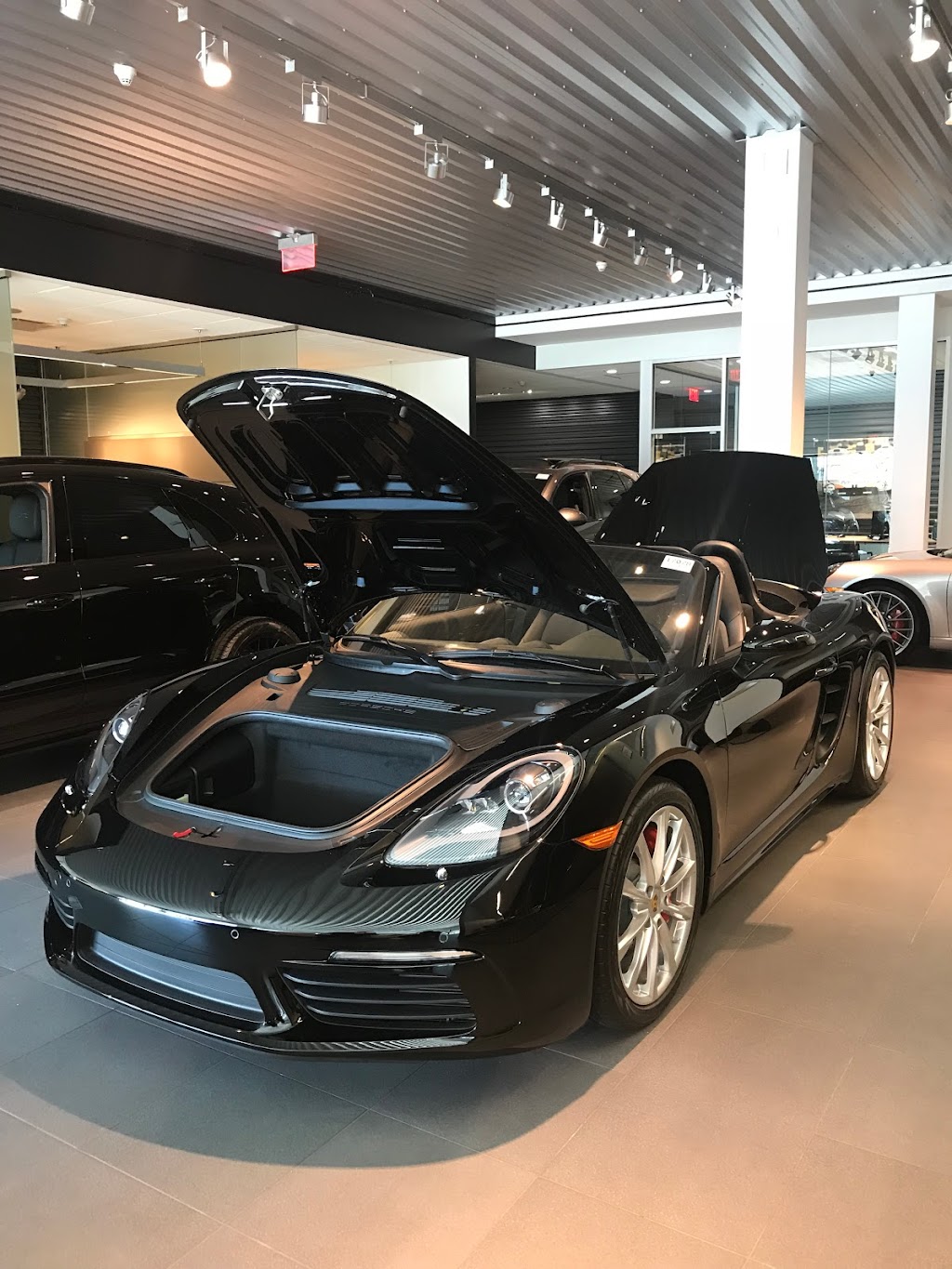 Porsche Larchmont | 2500 Boston Post Rd, Larchmont, NY 10538, USA | Phone: (914) 750-4177