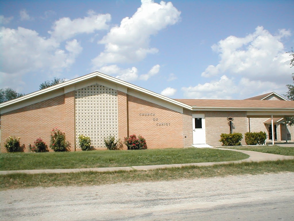 Church of Christ of Floresville | 1204 3rd St, Floresville, TX 78114, USA | Phone: (830) 393-6154