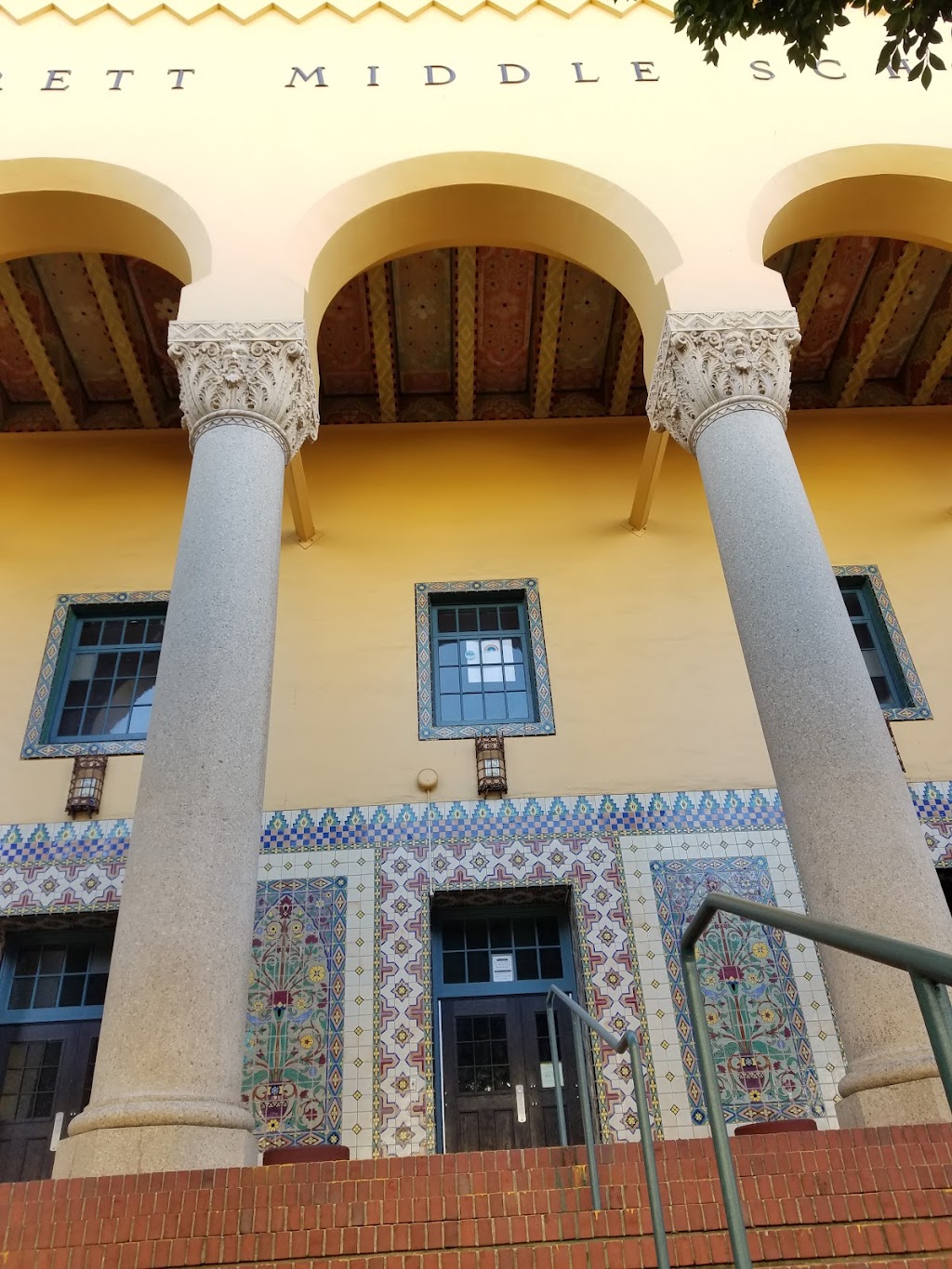 Everett Middle School | 450 Church St, San Francisco, CA 94114, USA | Phone: (415) 241-6344