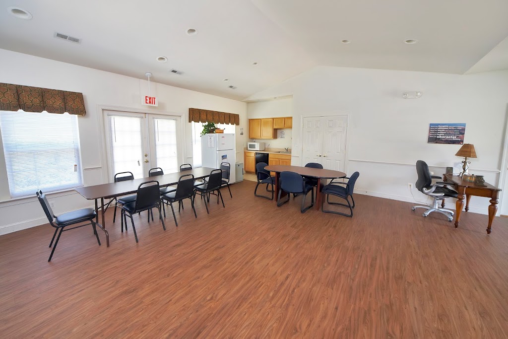 Broadwater Townhomes | 15149 Broadwater Way, Chester, VA 23831, USA | Phone: (833) 650-0675