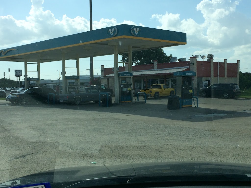 Valero King Mart | 2050 State Hwy 31 W, Corsicana, TX 75109, USA | Phone: (903) 874-4800