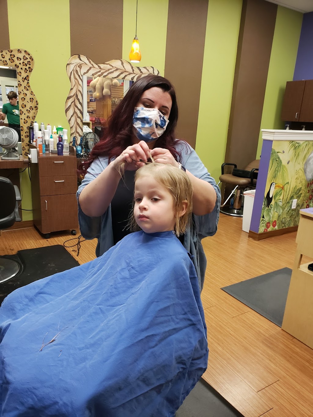 Kiddoos Kids Salons | 2585 MacArthur Blvd, Lewisville, TX 75067, USA | Phone: (972) 459-0900