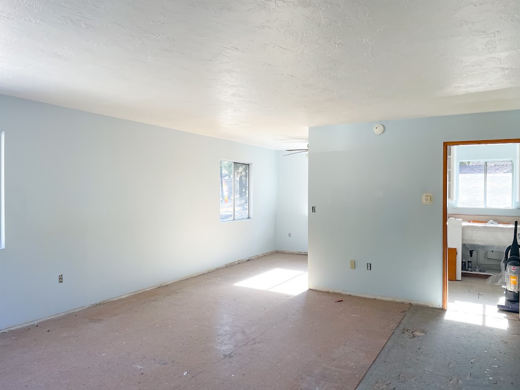 Sunshine Loft | 6040 Cedar St #2333, Wrightwood, CA 92397, USA | Phone: (760) 713-4812