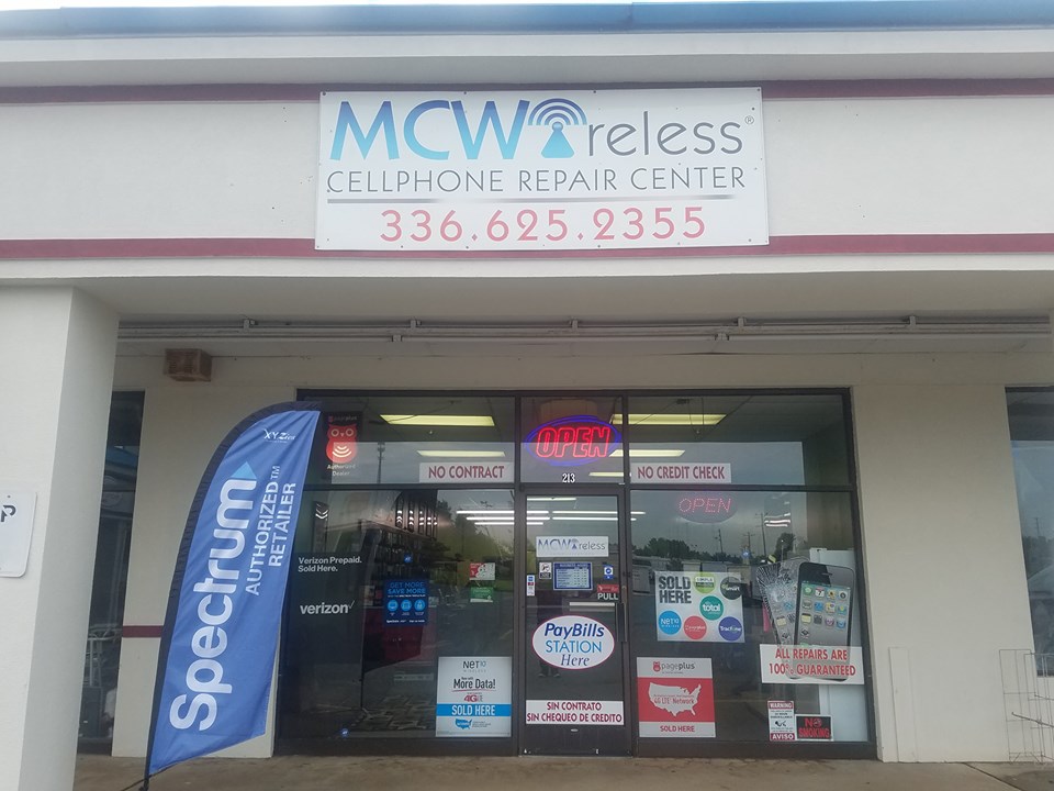 MCWireless REPAIR CENTER | 213 Chatham Sq, Siler City, NC 27344, USA | Phone: (919) 742-2355