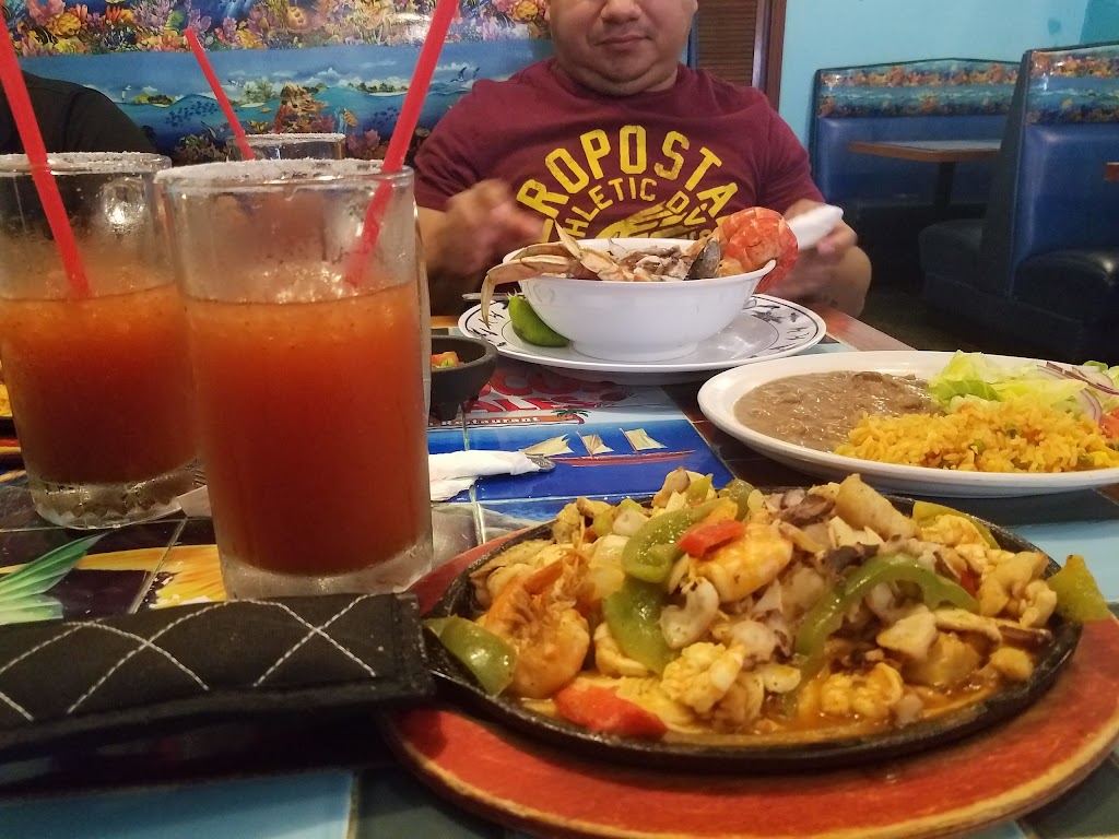 Mariscos Morales Restaurant | 3724 Pacific Hwy, Hubbard, OR 97032, USA | Phone: (503) 982-4071