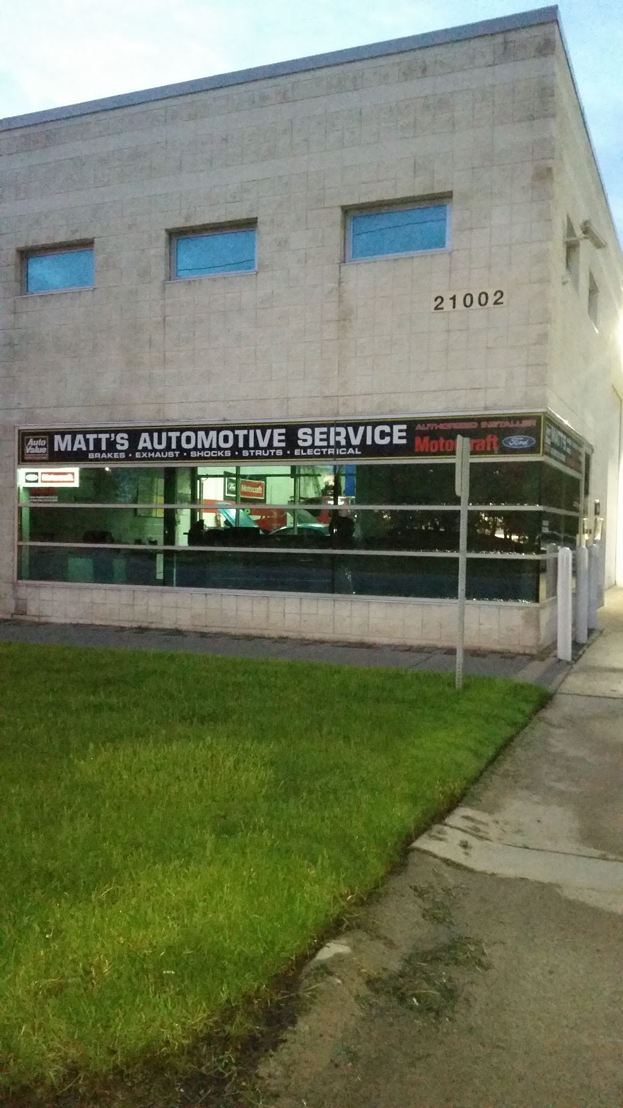 Matts Auto Service | 21002 Van Born Rd, Dearborn Heights, MI 48125, USA | Phone: (313) 724-2379