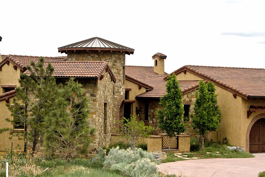 Distinctive Custom Roofing | 1061 Switch Grass Dr, Castle Rock, CO 80109, USA | Phone: (720) 201-4106