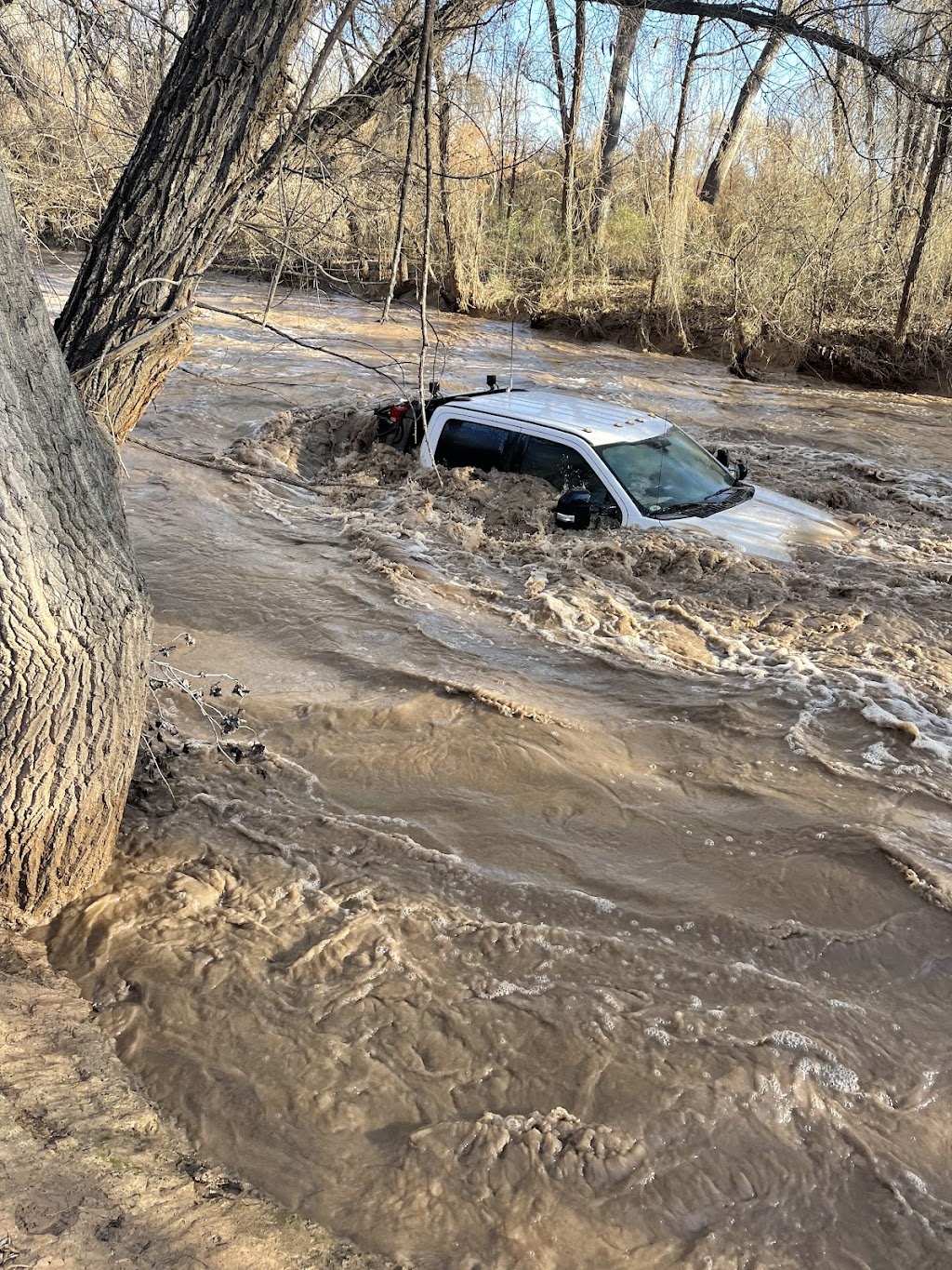 Mammoth Towing & Recovery | 16302 N Oracle Rd #110, Tucson, AZ 85739, USA | Phone: (520) 487-2479