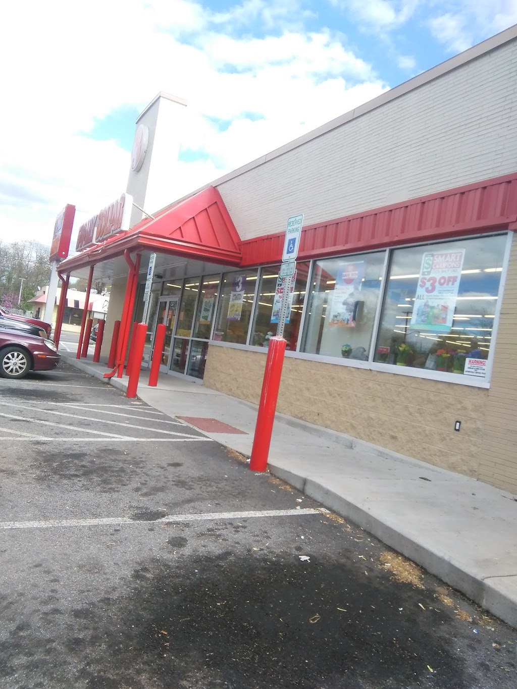 Family Dollar | 714 S Main St, Danville, VA 24541, USA | Phone: (434) 441-4629