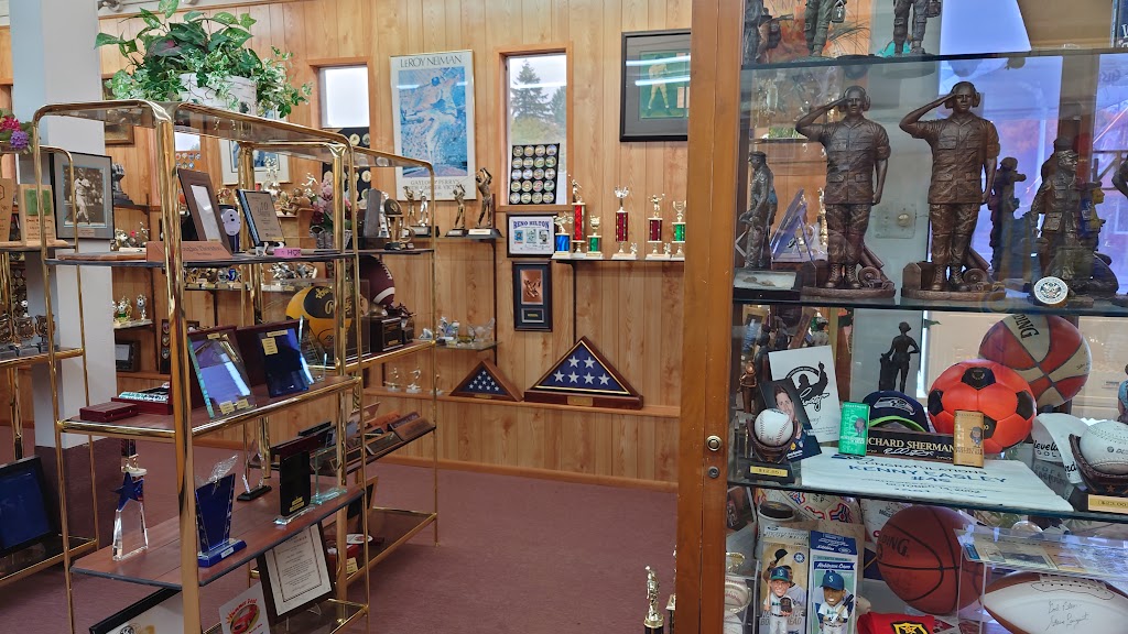 Big Johns Trophies Inc | 5510 Pacific Ave, Tacoma, WA 98408, USA | Phone: (253) 472-5258