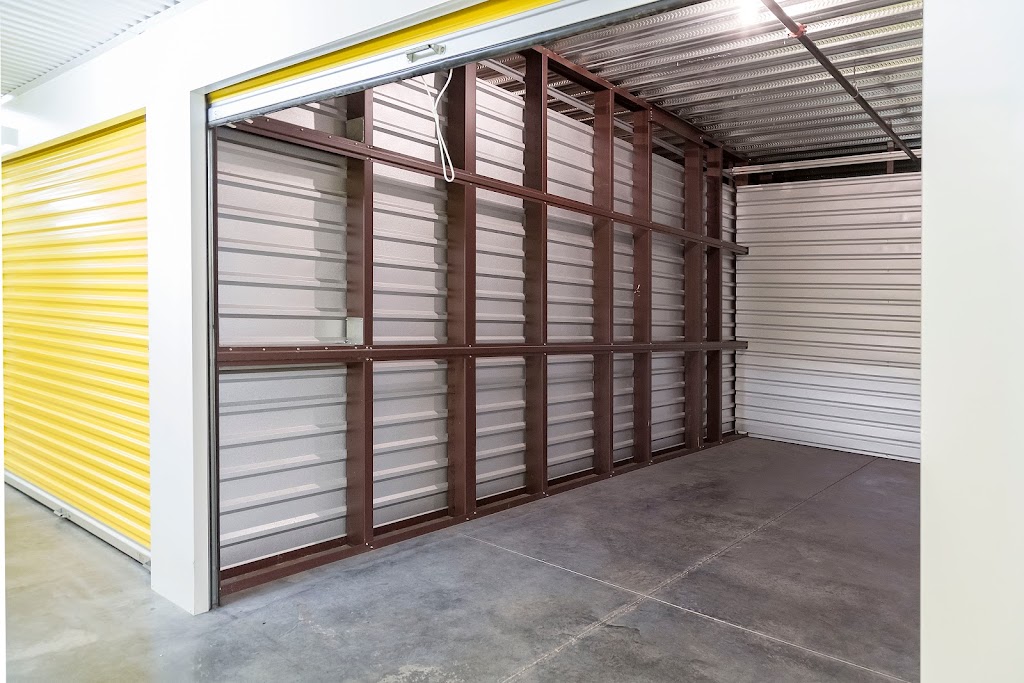 7th Street Storage | 2060 7th St W, St Paul, MN 55116, USA | Phone: (651) 698-5777