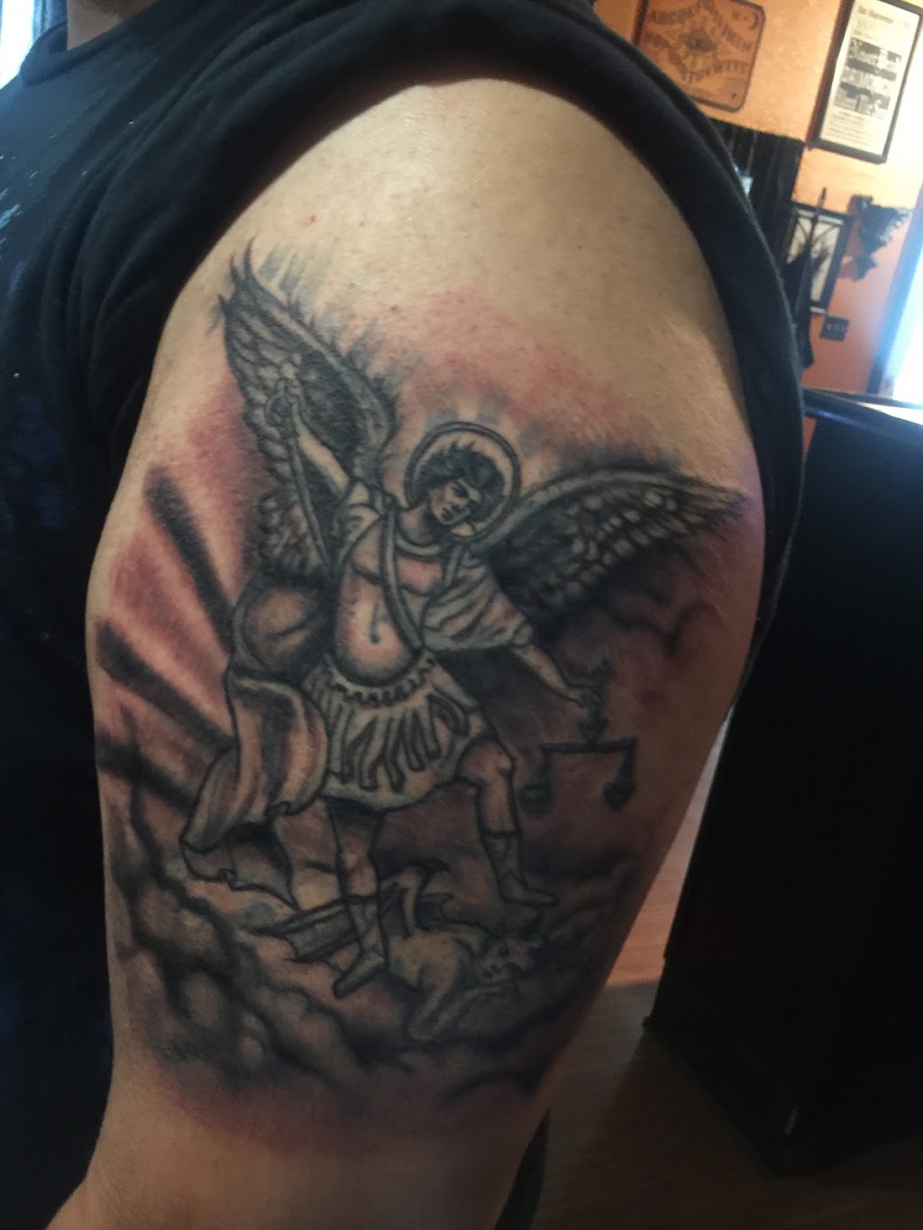 Sleepy Hollow Tattoos | 3023 Bledsoe St, Fort Worth, TX 76107 | Phone: (817) 435-2960