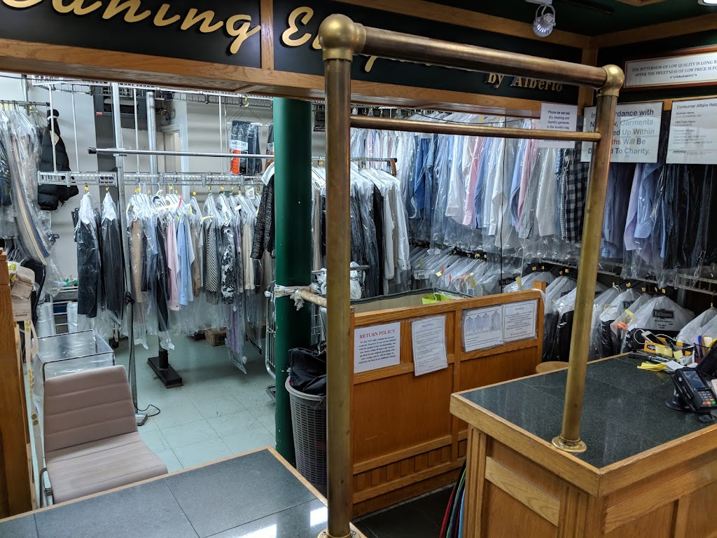 Js Cleaners | 211 E 66th St, New York, NY 10065, USA | Phone: (212) 452-2630