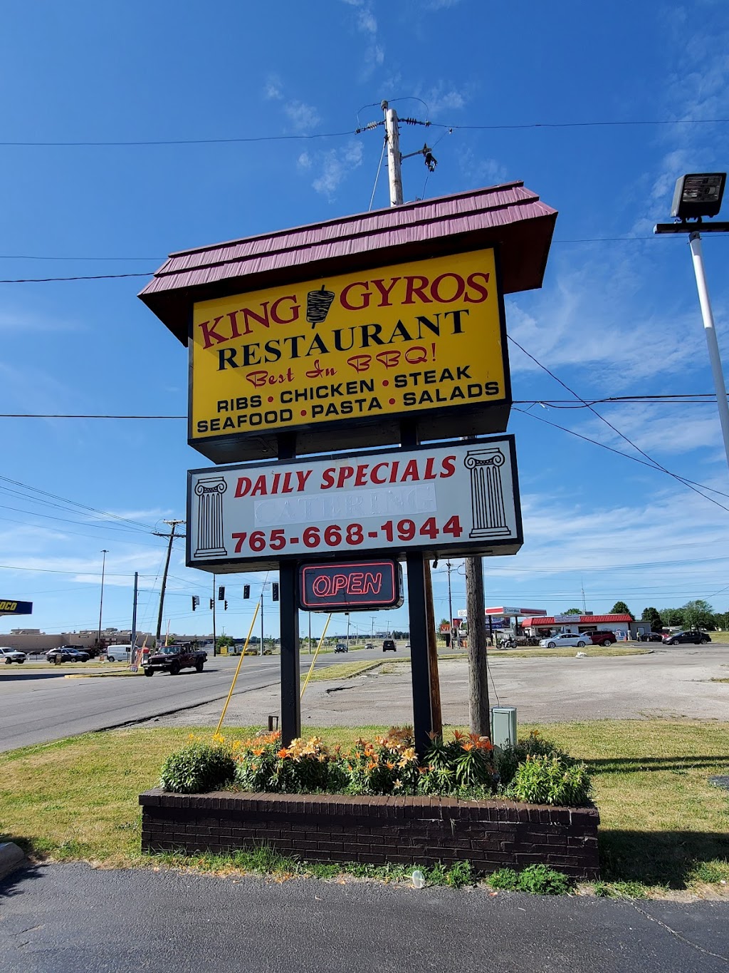 King Gyros | 215 S Miller Ave, Marion, IN 46952, USA | Phone: (765) 668-1944