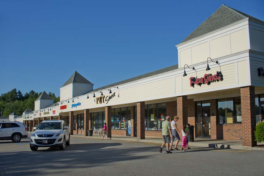 Stow Shopping Center | 117 Great Rd, Stow, MA 01775, USA | Phone: (781) 202-3536