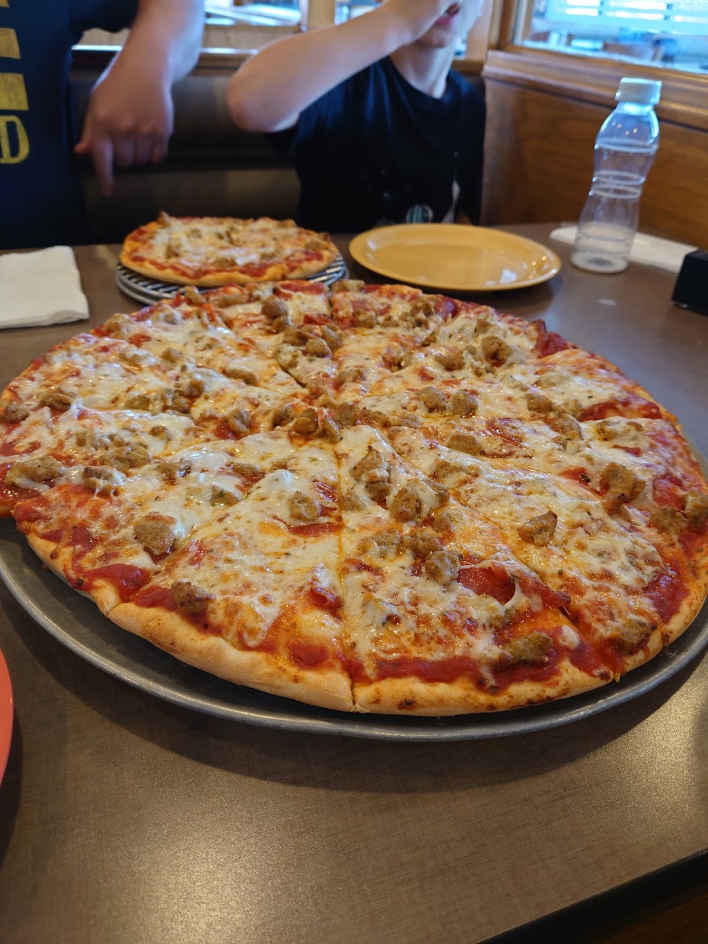 Davannis Pizza & Hot Hoagies | 3673 Lexington Ave N, Arden Hills, MN 55126, USA | Phone: (651) 481-7100