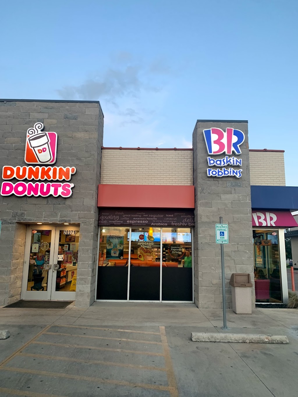 Baskin-Robbins | 20371 I-35, Kyle, TX 78640, USA | Phone: (512) 268-1200