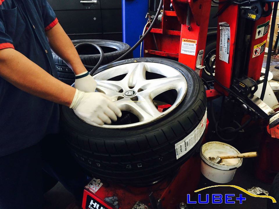 Lube Plus Emeryville | 1196 Essex County Rd 22, Emeryville, ON N0R 1C0, Canada | Phone: (519) 727-1002