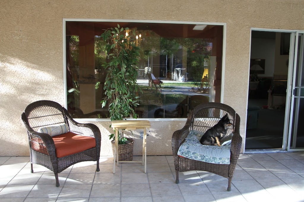 The Elderly Aristocrat | 2380 Mohigan Way, Las Vegas, NV 89169, USA | Phone: (702) 768-2304