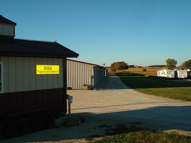 C & D Storage, L.L.C. | 1700 W State St, Hartford, WI 53027, USA | Phone: (262) 673-5462