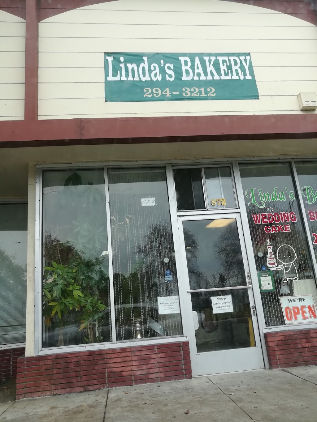 Lindas Bakery | 872 E Santa Clara St, San Jose, CA 95116, USA | Phone: (408) 294-3212