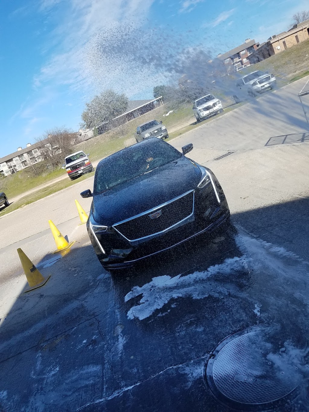 Benbrook Full Services Car Wash | 9238 Benbrook Blvd, Benbrook, TX 76126 | Phone: (817) 249-4449