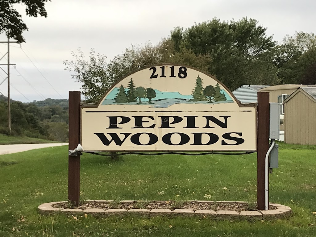 Pepin Woods Manufactured Home Community | 2118 Pioneer Rd, Red Wing, MN 55066, USA | Phone: (651) 388-3896