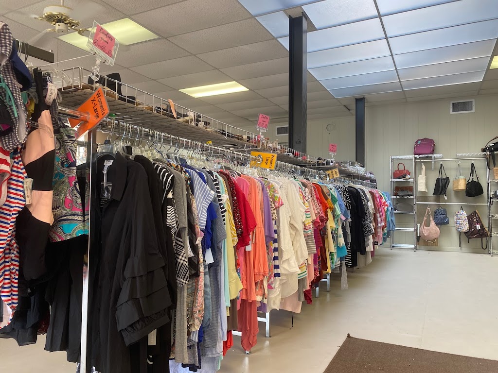 Fabulous Finds | 152 N Steele St, Sanford, NC 27330, USA | Phone: (919) 777-9048