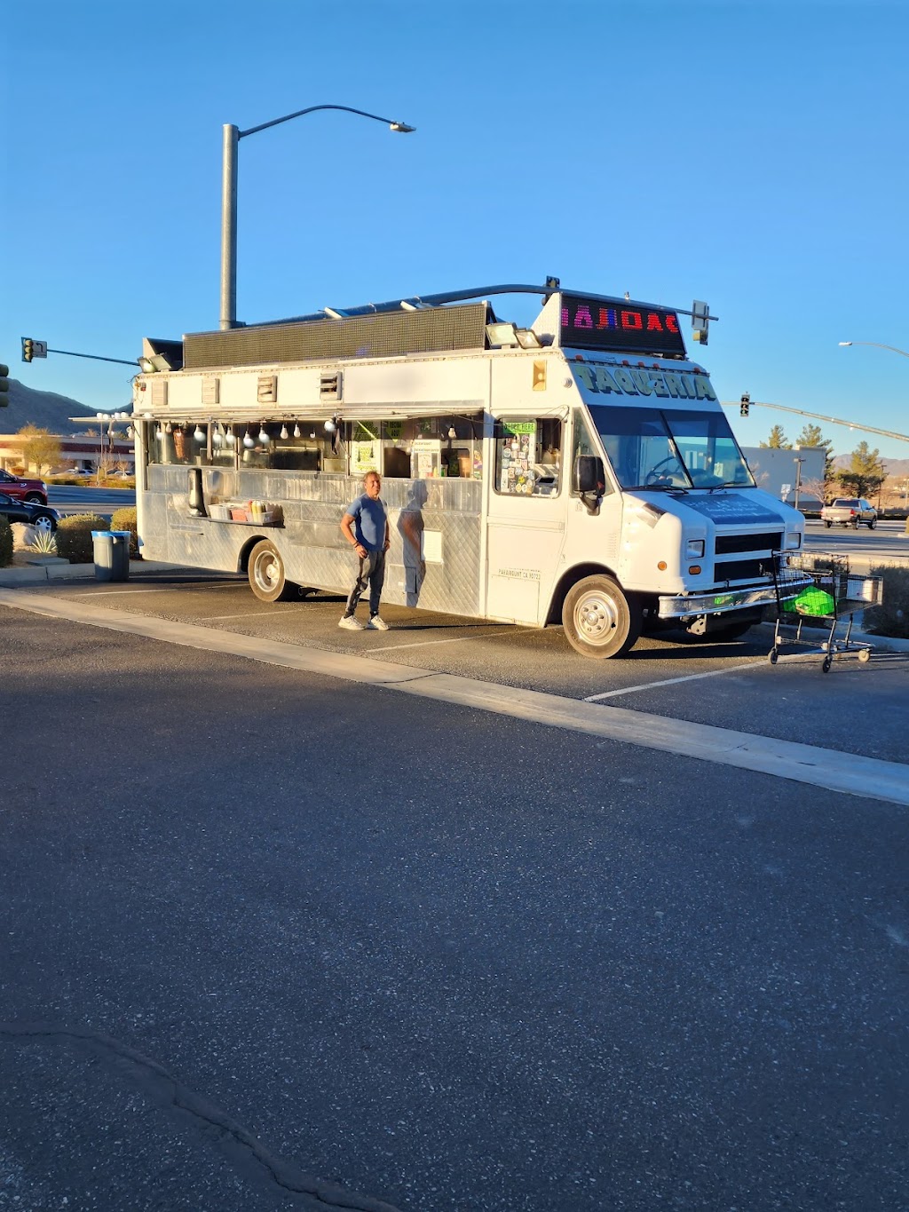 East La Tacos | Bear Valley Rd &, 9th Ave, Hesperia, CA 92345, USA | Phone: (323) 470-1550