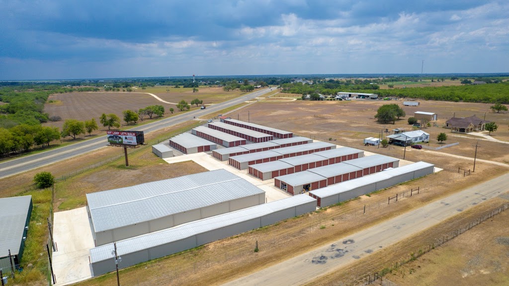 Highway 16 Self Storage | 10275 TX-16, Poteet, TX 78065, USA | Phone: (830) 742-3670