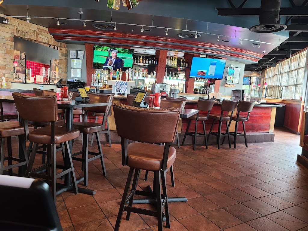 Red Robin Gourmet Burgers and Brews | 10211 Collierville Rd, Collierville, TN 38017, USA | Phone: (901) 854-7645