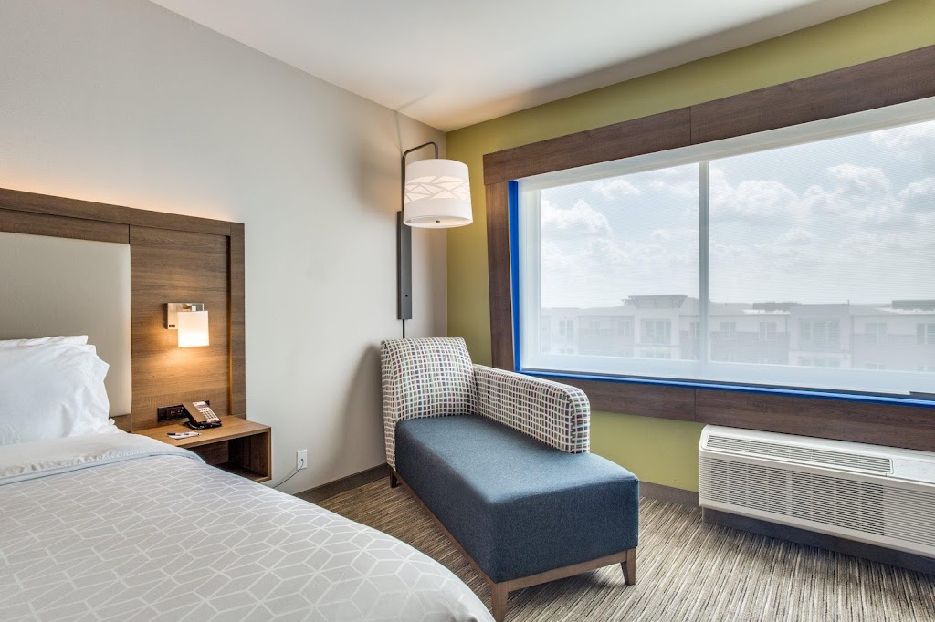 Holiday Inn Express & Suites Denton South, an IHG Hotel | 3180 S Interstate 35, Denton, TX 76210 | Phone: (940) 205-5100